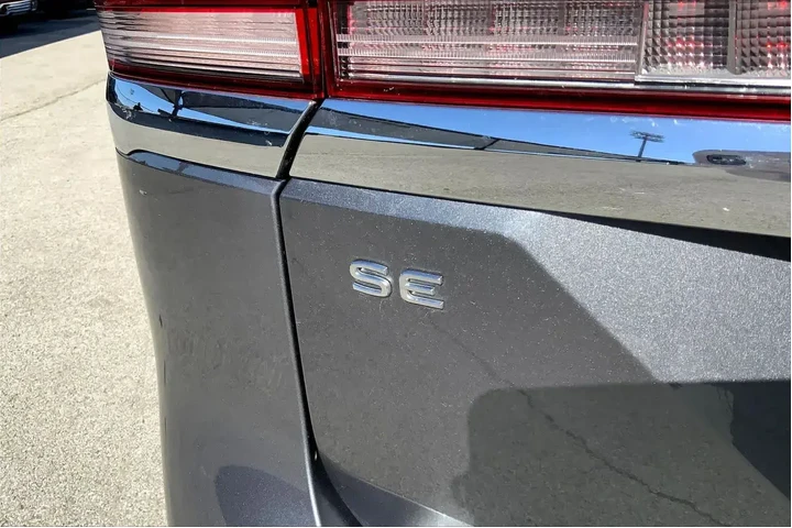 $31372 : Volkswagen Atlas 2024 SE 4dr image 9