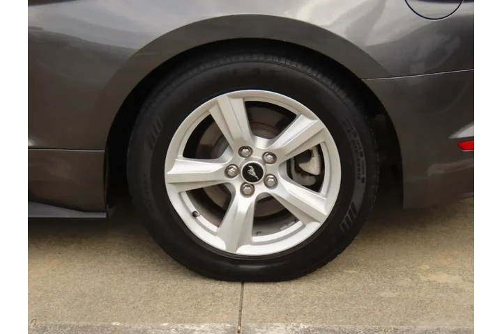 $10999 : Ford Mustang 2016 V6 2dr Fas image 10