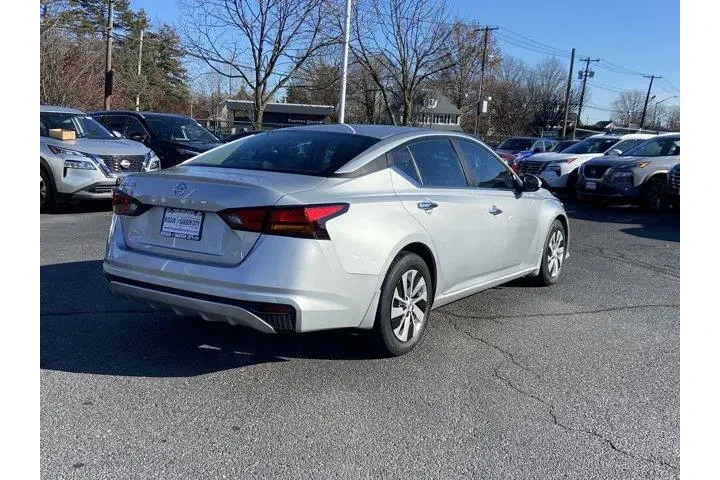 $14995 : Nissan Altima 2022 2.5 S 4dr image 4