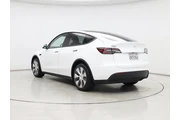 $31998 : Tesla Model Y 2022 AWD Long thumbnail