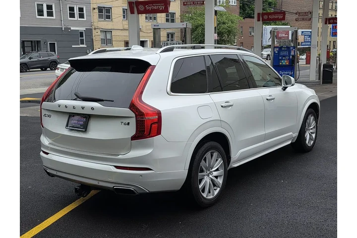 $15995 : 2016 XC90 T6 Momentum image 6