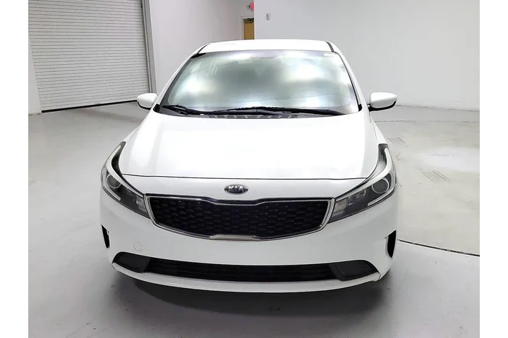 $12599 : Kia Forte 2018 LX 4dr Sedan image 2