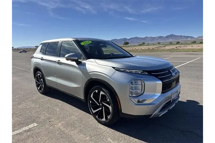 $23969 : Mitsubishi Outlander 2024 SE image 3