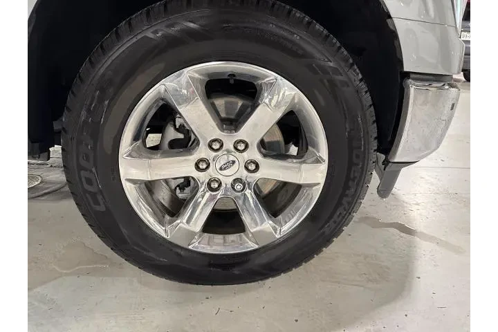 $32385 : Ford F-150 2021 4x4 XLT 4dr image 5