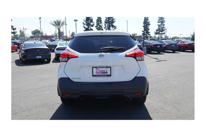 $13984 : 2018 Kicks S image 7