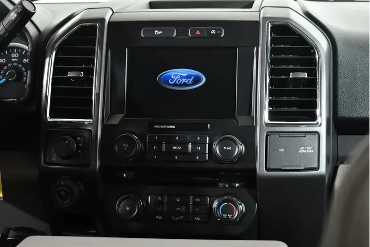 $22955 : Ford F-150 2016 4x4 Lariat 4 image 9