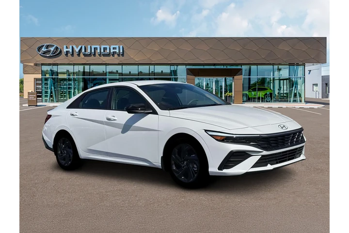 $23990 : Hyundai ELANTRA 2026 SEL Spo image 10