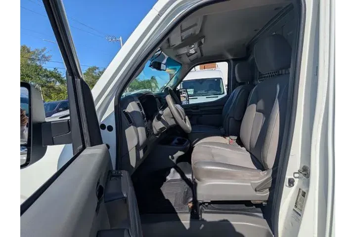 $12997 : Nissan NV 2016 1500 S 3dr Ca image 9