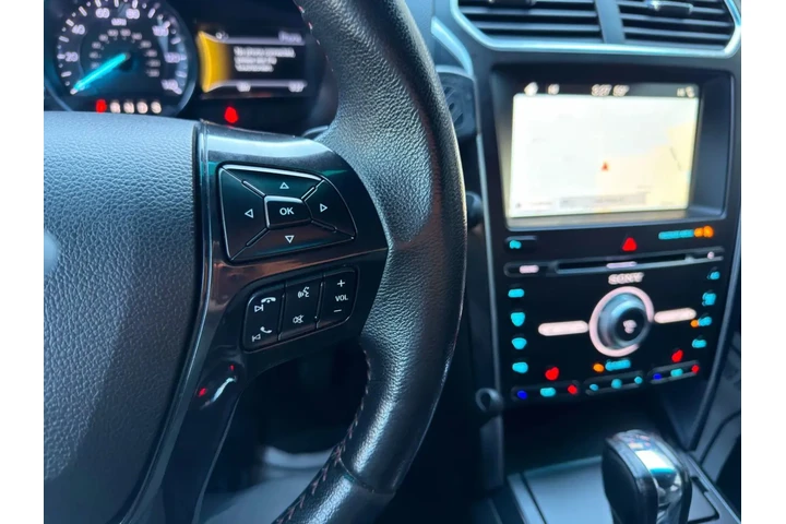 $11995 : 2017 FORD EXPLORER image 2