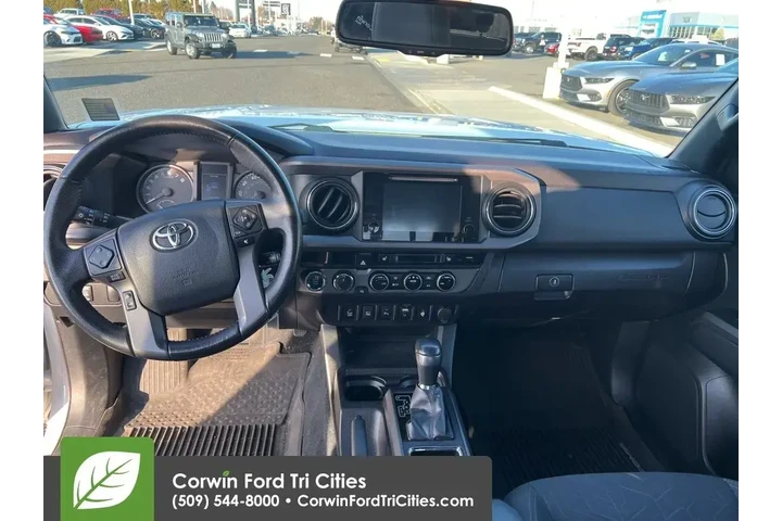 $26989 : Toyota Tacoma 2016 4x4 SR5 V image 9