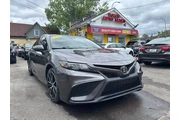 $20995 : 2021 Camry SE thumbnail