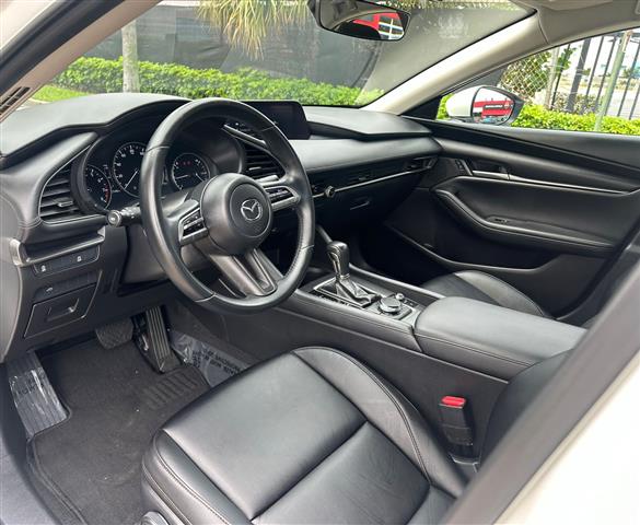 $12500 : Se vende Mazda 3 image 2