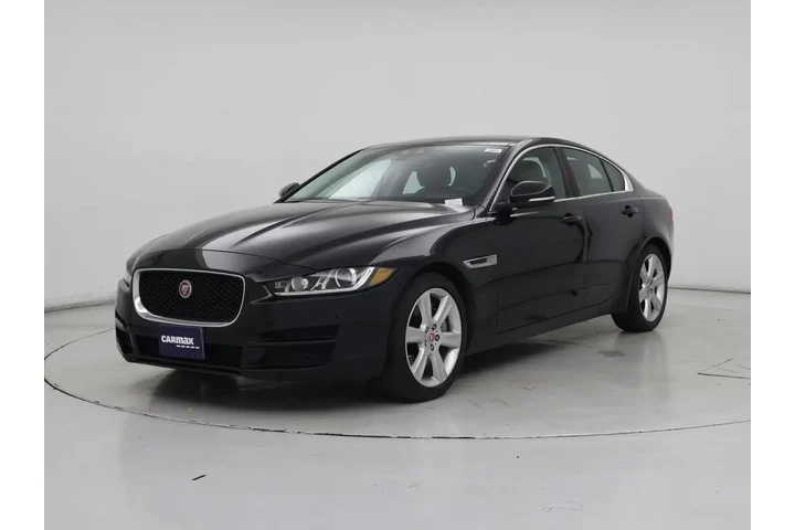 $14998 : Jaguar XE 2017 25t Prestige image 4