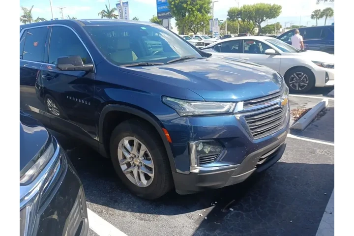 $19639 : Chevrolet Traverse 2023 LS 4 image 2