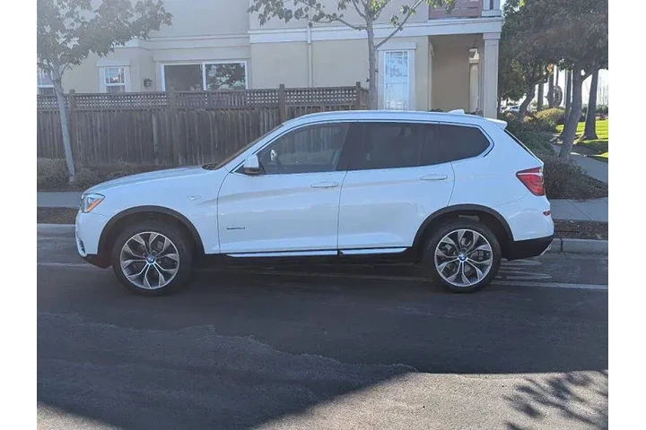 $11988 : 2015 X3 xDrive28d image 8