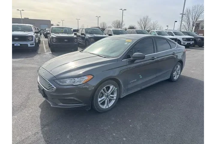 $13500 : Ford Fusion Hybrid 2018 S 4d image 3