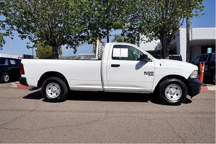 $17998 : Ram 1500 Classic 2022 4x2 Tr image 7