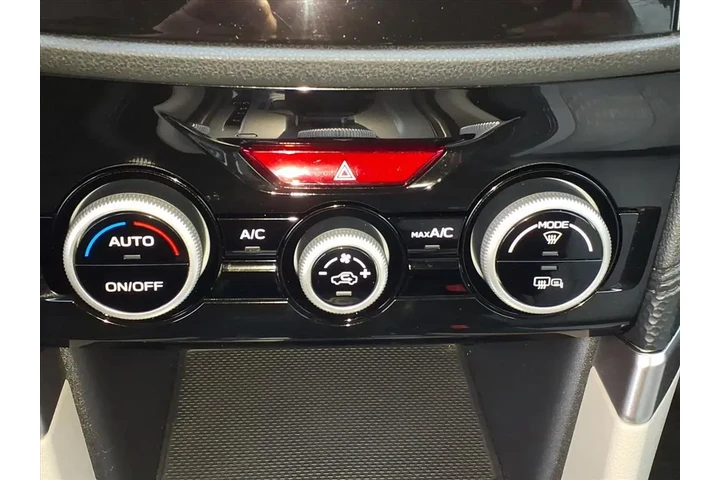 $20900 : Subaru Forester 2020 AWD Pre image 8