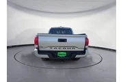 $31883 : Toyota Tacoma 2022 4x4 TRD P thumbnail