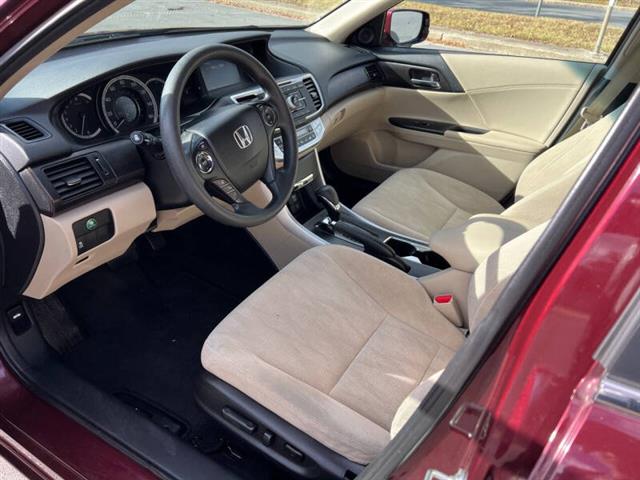 $9900 : 2013 Accord EX image 9