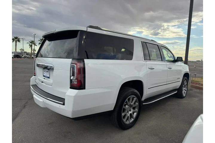 $37999 : GMC Yukon XL 2019 4x2 Denali image 6