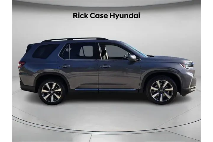$38478 : Honda Pilot 2023 AWD Touring image 4