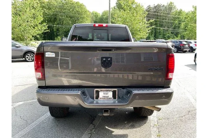 $34985 : Ram 2500 2018 4x4 Laramie 4d image 6