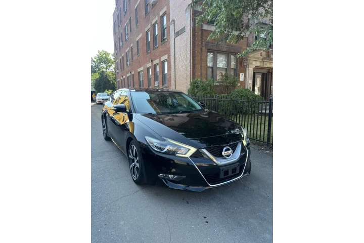 $14499 : 2017 Maxima Platinum image 7