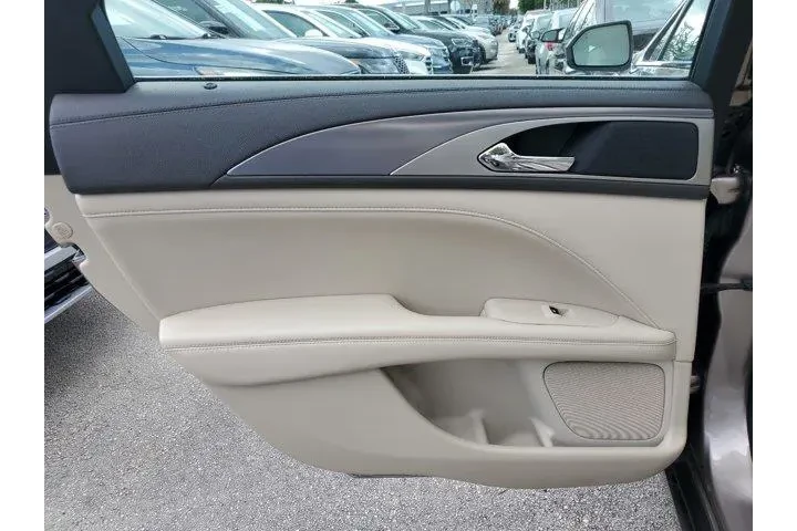 Lincoln MKZ 2020 Standard 4d image 9
