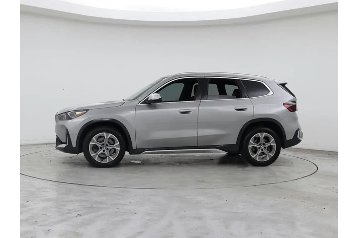 $29998 : BMW X1 2023 AWD xDrive28i 4d image 3