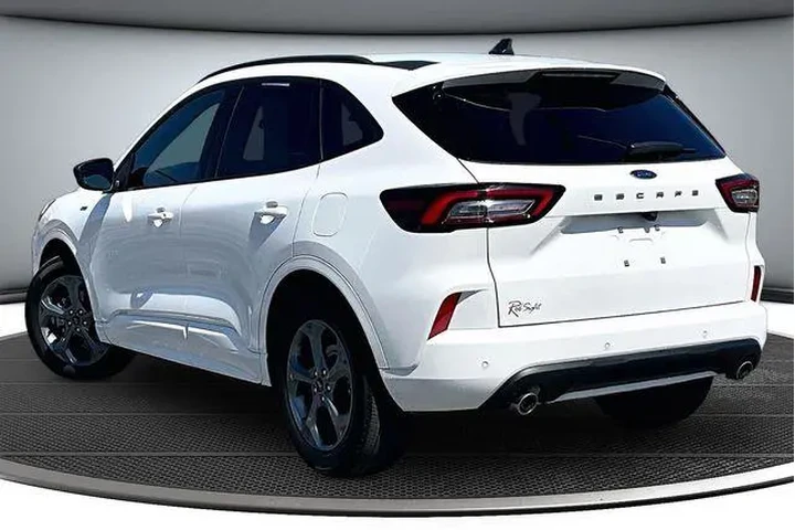 $23500 : Ford Escape 2024 ST-Line 4dr image 4