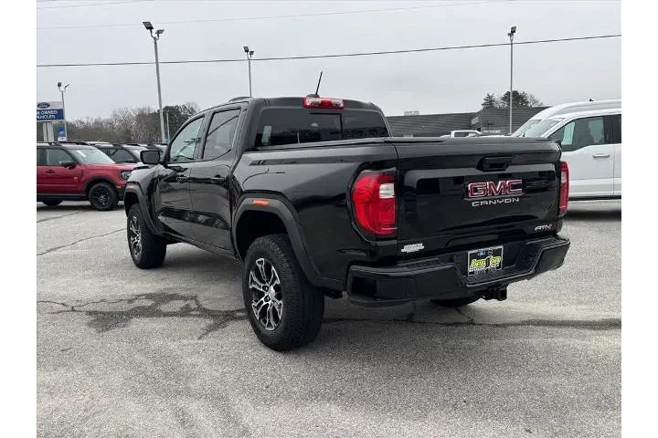 $39991 : GMC Canyon 2023 4x4 AT4 4dr image 5