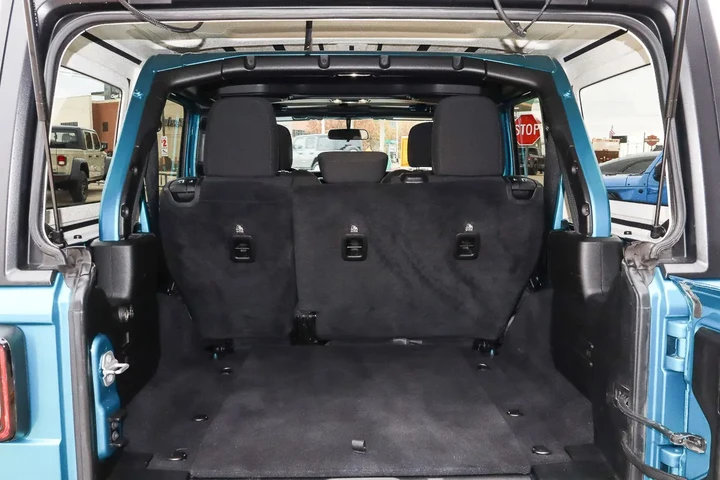 $25988 : 2020 Wrangler Unlimited Sport image 9