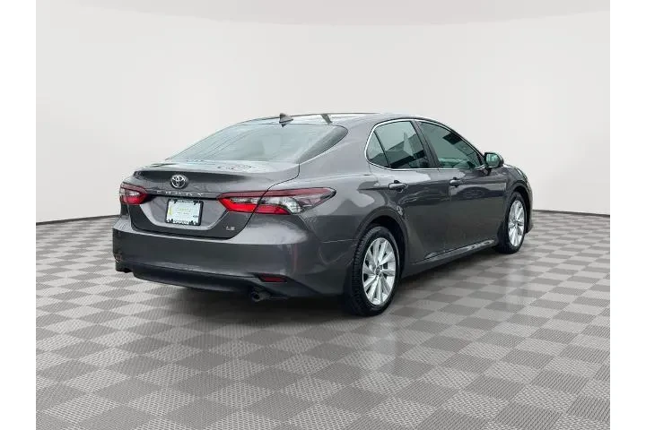 $18867 : Toyota Camry 2022 LE 4dr Sed image 7