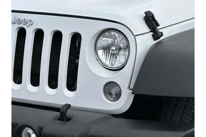 $16995 : Jeep Wrangler 2016 4x4 Sport image 6