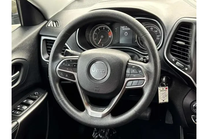 $15800 : Jeep Cherokee 2019 4x4 Latit image 9