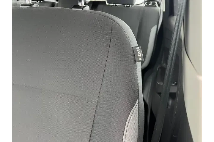 $8495 : Ford Escape 2016 S 4dr SUV image 10