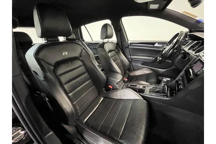 $20897 : Volkswagen Golf R 2015 image 9