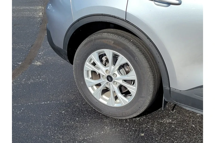 $23542 : Ford Escape 2023 Active 4dr image 10