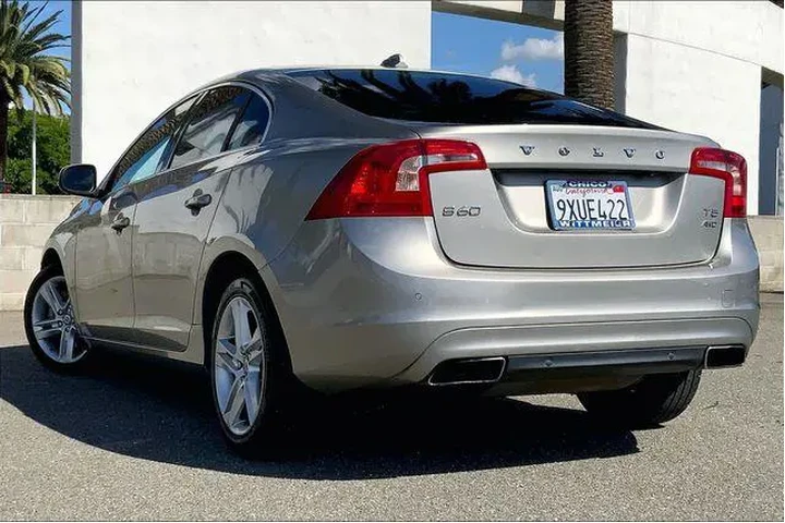 $9985 : Volvo S60 2015 AWD T5 Premie image 5