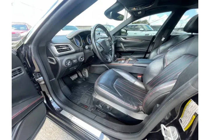 $12900 : 2017 Ghibli S Q4 image 7