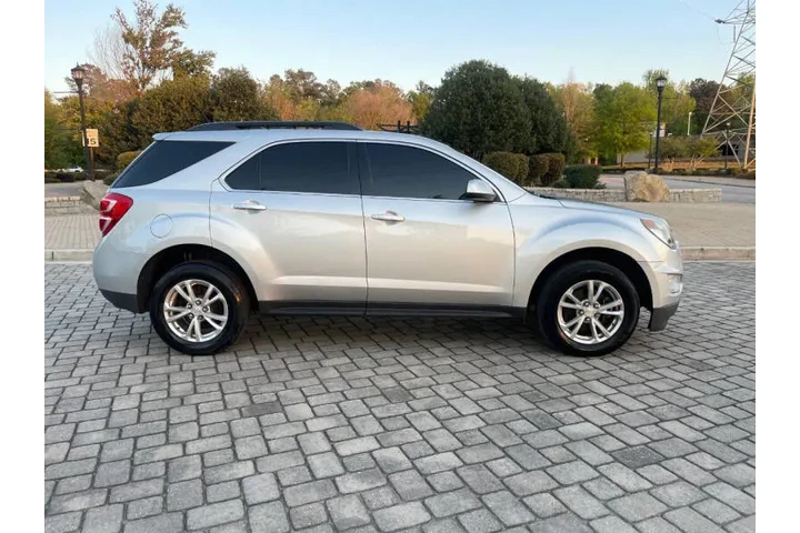$5995 : 2017 Equinox LT image 5