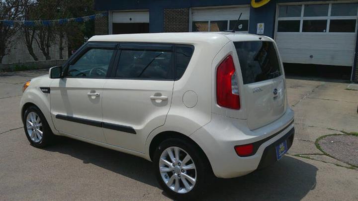 $9999 : 2013 Soul image 8