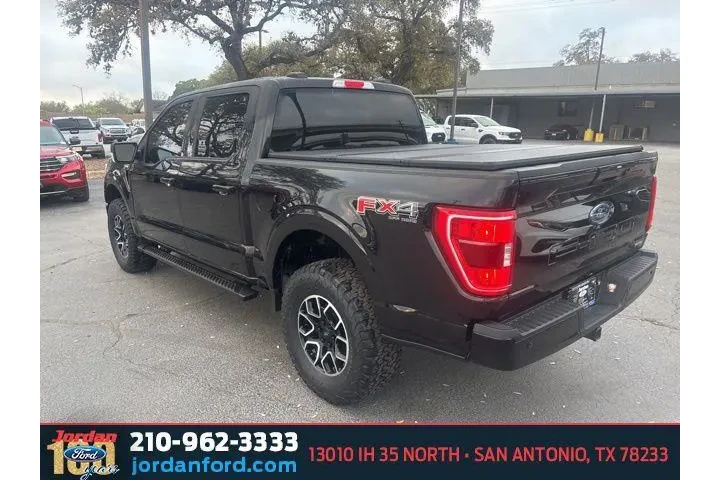 $33226 : Ford F-150 2021 4x4 XLT 4dr image 6