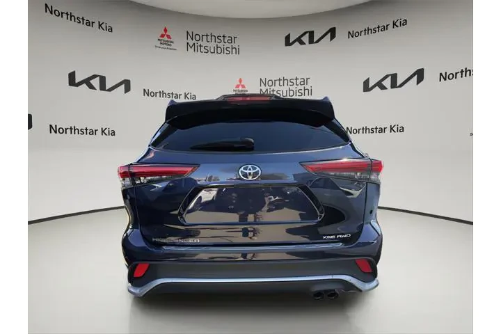 $34490 : Toyota Highlander 2022 AWD X image 4