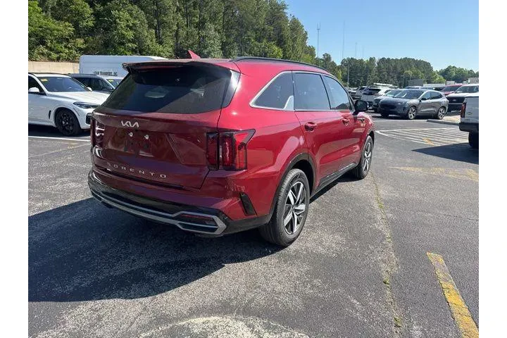 $21490 : Kia Sorento 2022 S 4dr SUV image 6