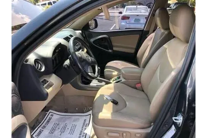 2009 RAV4 Limited image 10