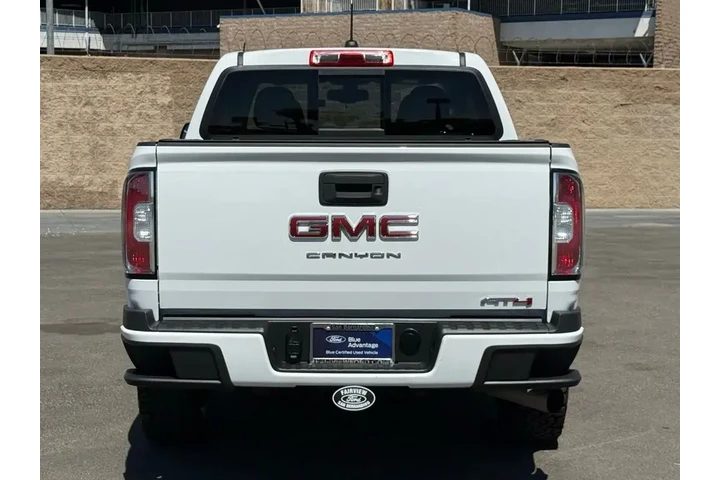 $31989 : GMC Canyon 2022 4x4 AT4 4dr image 5