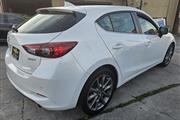 $13995 : 2018 MAZDA3 s Grand Touring A thumbnail