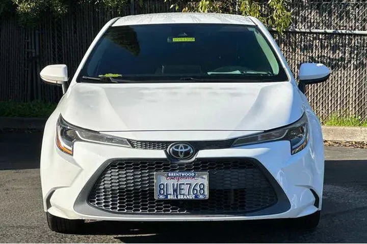 $18094 : Toyota Corolla 2020 LE 4dr S image 6